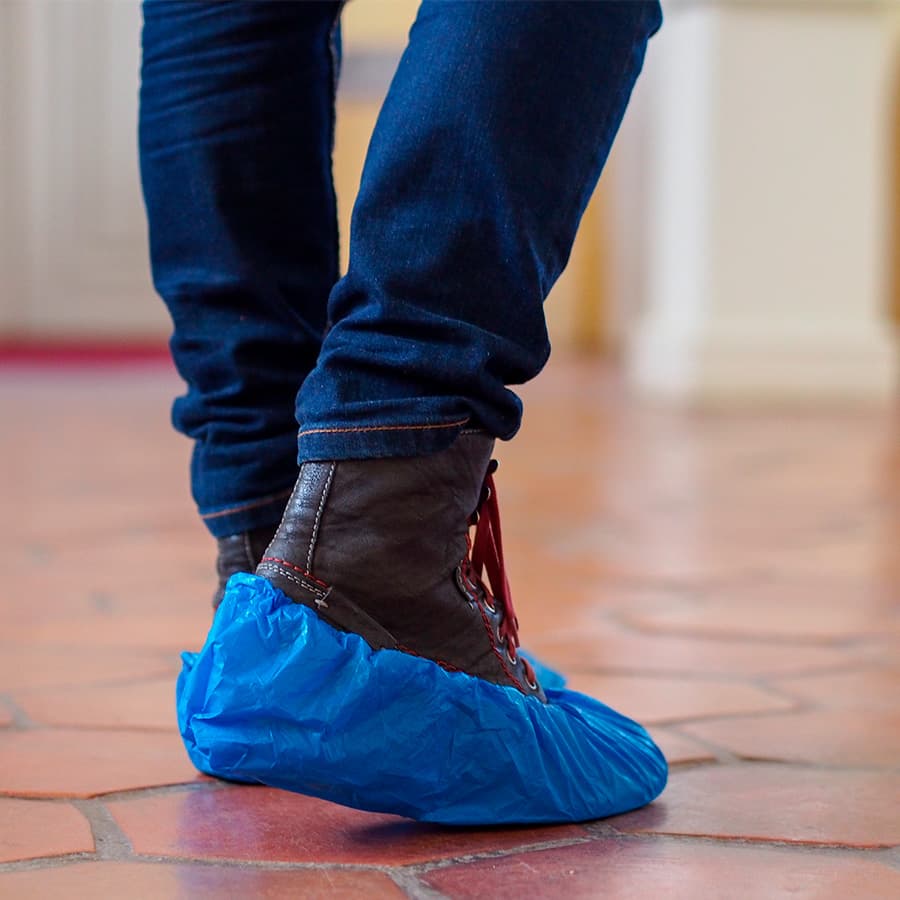 Set de 100 bolsas Cubre-Calzado de plástico PE